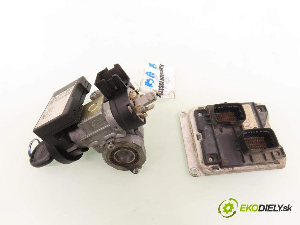 OPEL CORSA B (S93) HB 1998 40,00 1.0 i 12V 54 - X 10 XE 973,00 spinačka / imobilizéra IMMO / Riadiaca jednotka 0261204058 ; 26034041 ; 26034040