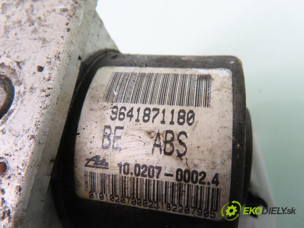 PEUGEOT 206 liftback (2A/C) HB 2003 55,00 1.4 75 - KFW 1360,00 Pumpa ABS 10097011053 ; 9641871180 (Pumpa ABS)