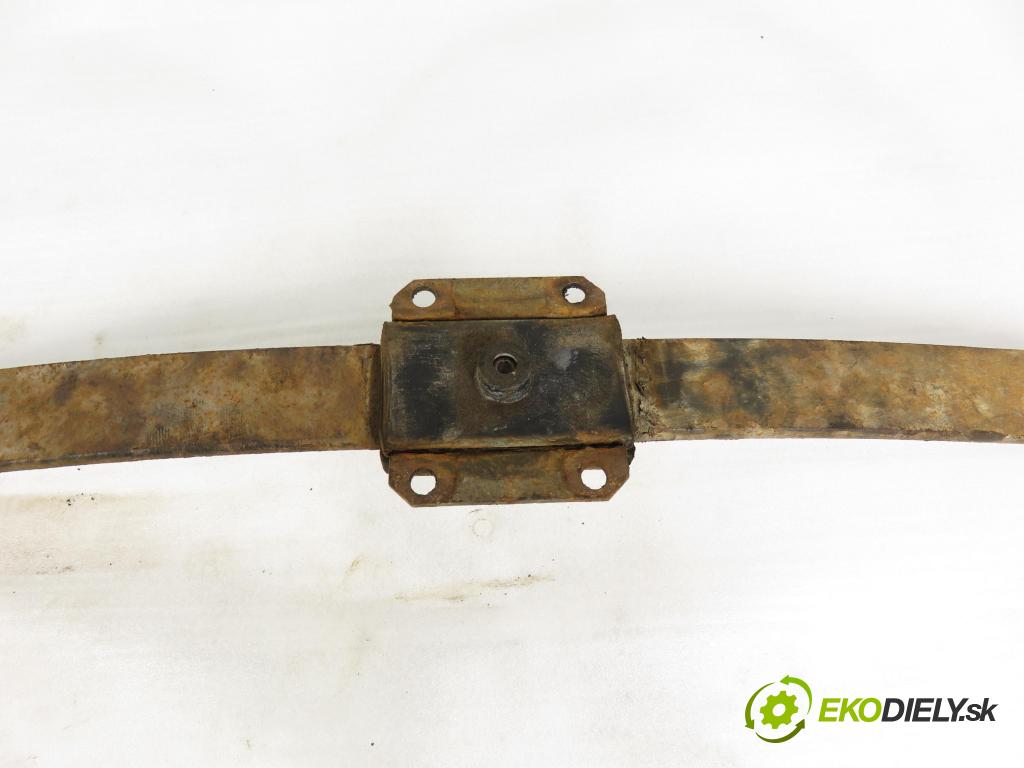 DODGE CARAVAN (RG_) VAN 2005 134,00 3.3 - EGA 3301,00 Listové pero zadné