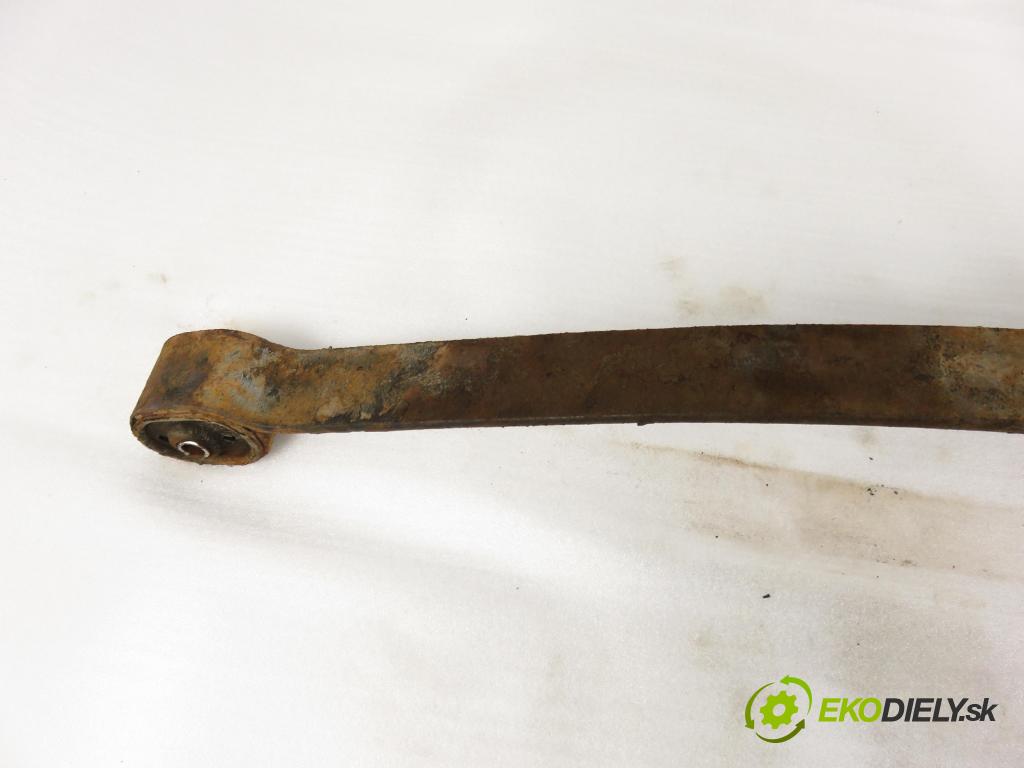 DODGE CARAVAN (RG_) VAN 2005 134,00 3.3 - EGA 3301,00 Listové pero zadné