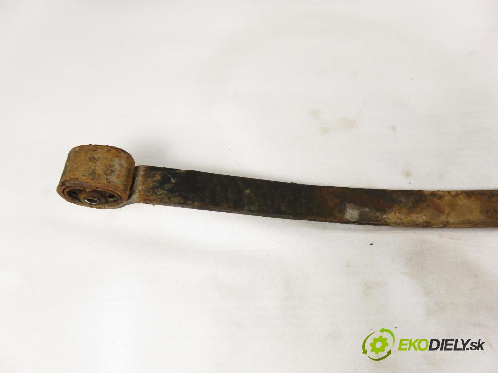 DODGE CARAVAN (RG_) VAN 2005 134,00 3.3 - EGA 3301,00 Listové pero zadné