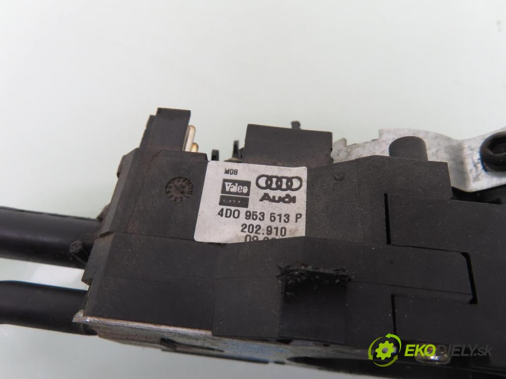 AUDI A4 (8D2, B5) SEDAN 1999 92,00 1.8 - ARG 1781,00 páčka/prepínač 4D0953513P
