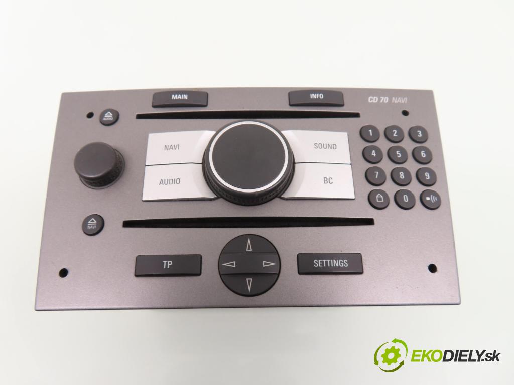 OPEL VECTRA C (Z02) LIFTBACK 2003 74,00 1.6 16V - Z 16 XE 1598,00 RADIO CD 13270679 ; CD70