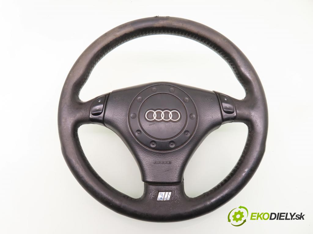 AUDI A4 (8D2, B5) SEDAN 1996 66,00 1.9 TDI - 1Z 1896,00 Volant  (Volant)