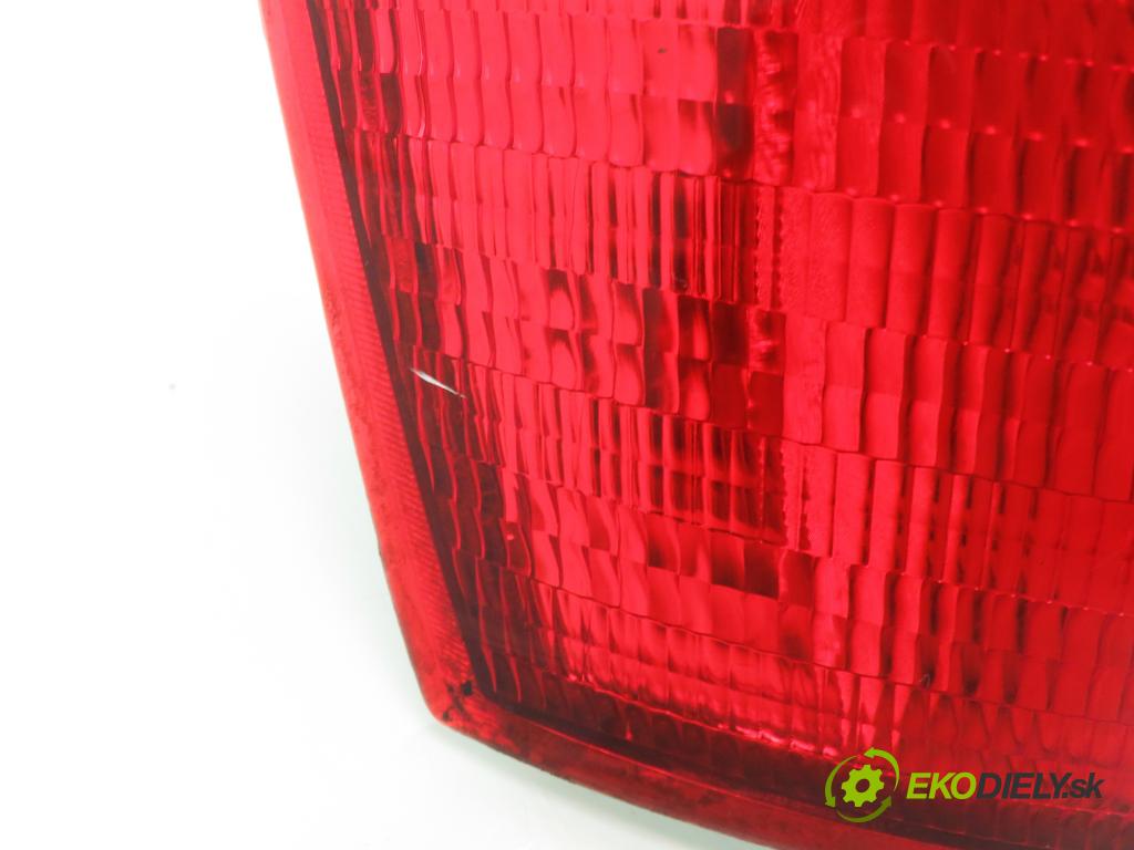 MAZDA 323 F VI (BJ) HB 1999 65,00 1.5 16V - ZL05 1498,00 Svetlo ľavé zadné
