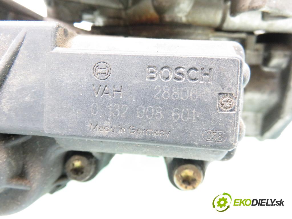 VW GOLF III (1H1) HB 1993 55,00 1.6 - AEE 1598,00 Vstrek 0132008601 ; 0438201509