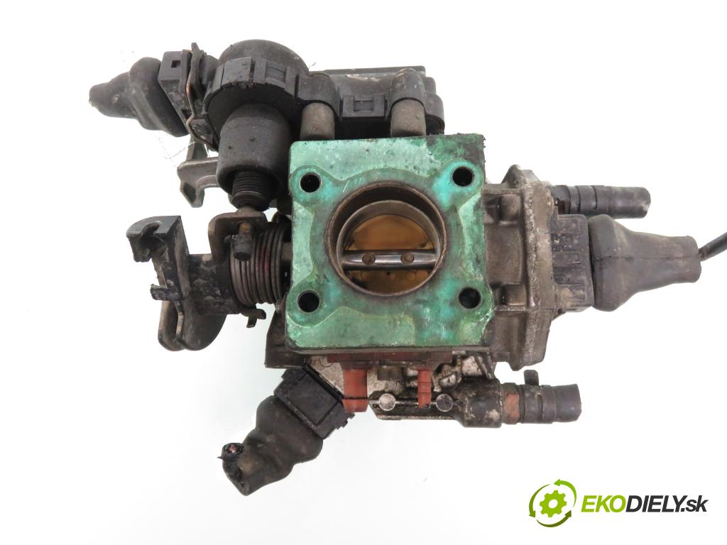 VW POLO (6N1) HB 1995 40,00 1.3 55 - ADX 1296,00 Vstrek 0438201521 ; 0132008601