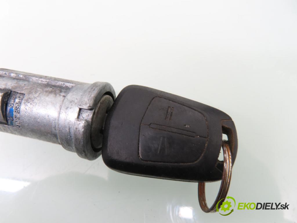 OPEL MERIVA A nadwozie wielkoprzestrzenne (MPV) (X03) HB 2009 92,00 1.8 - Z 18 XE 1796,00 spinačka / imobilizéra IMMO / Riadiaca jednotka 55355043 ; 5WK9380 ; 13201076BH