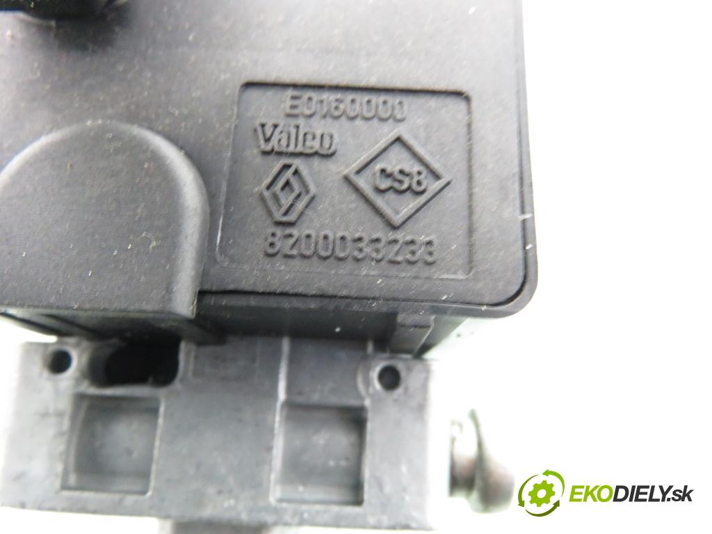 RENAULT MEGANE II (BM0/1_, CM0/1_) HB 2002 83,00 1.6 16V 113 - K4M 760 1598,00 spinačka / imobilizéra IMMO / Riadiaca jednotka 8200283924 ; 8200242405 ; 8200305575