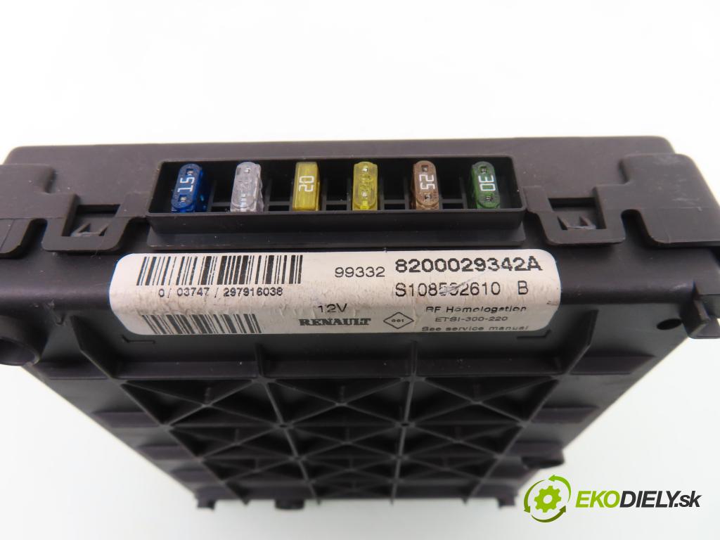 RENAULT SCENIC I (JA0/1_) MINIVAN 1999 79,00 1.6 BiFuel (JA04) - K4M 712 1598,00 MODUL BSI 8200029342A ; S108502610B