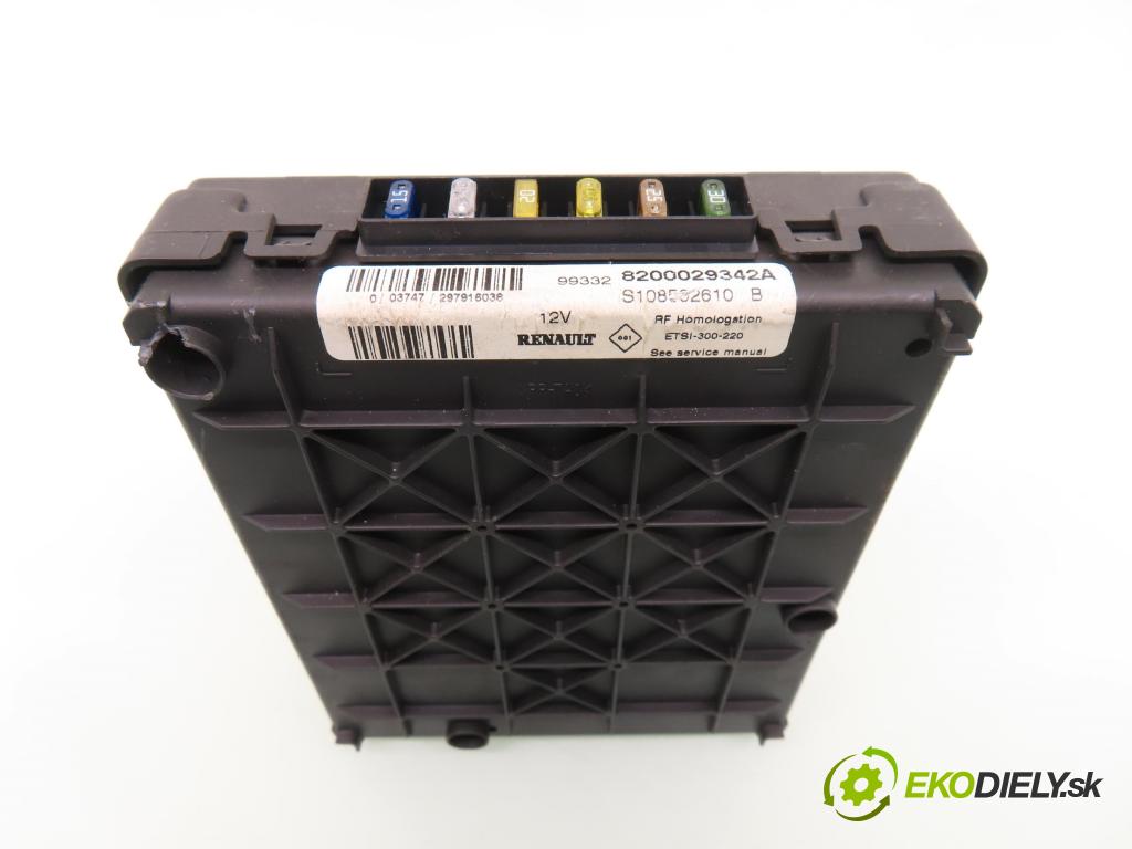 RENAULT SCENIC I (JA0/1_) MINIVAN 1999 79,00 1.6 BiFuel (JA04) - K4M 712 1598,00 MODUL BSI 8200029342A ; S108502610B
