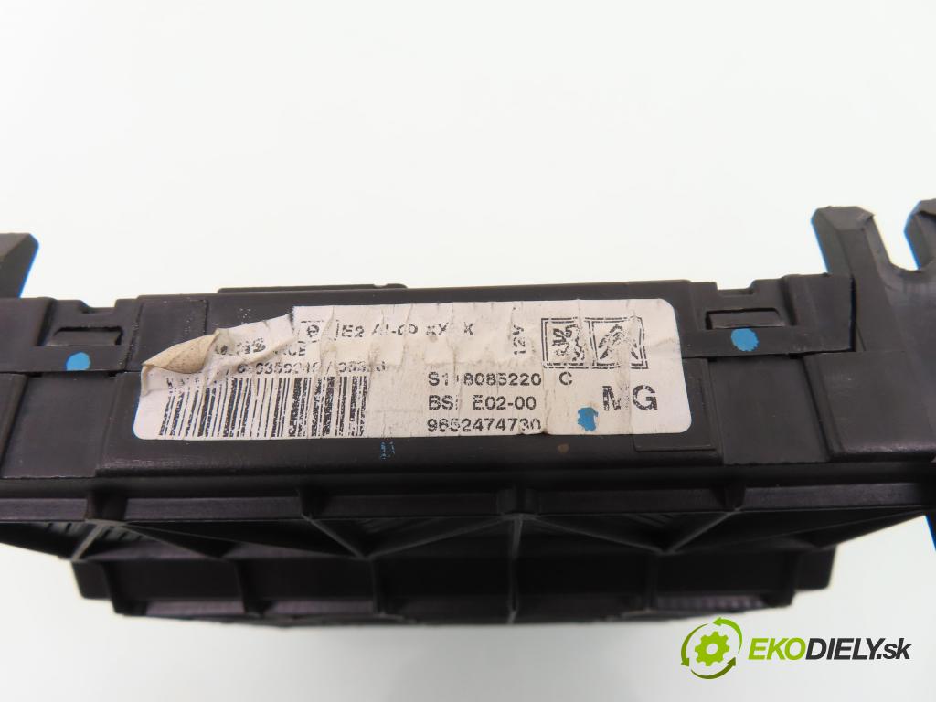 PEUGEOT 206 liftback (2A/C) HB 2003 50,00 1.4 HDi 8V 70 - 8HX 1398,00 MODUL BSI S118085220C ; 9652474780