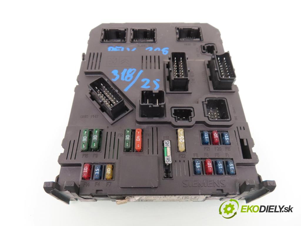 PEUGEOT 206 liftback (2A/C) HB 2003 50,00 1.4 HDi 8V 70 - 8HX 1398,00 MODUL BSI S118085220C ; 9652474780