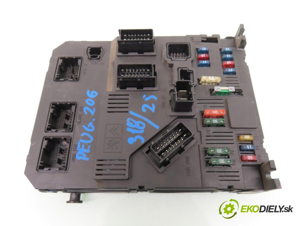 PEUGEOT 206 liftback (2A/C) HB 2003 50,00 1.4 HDi 8V 70 - 8HX 1398,00 MODUL BSI S118085220C ; 9652474780