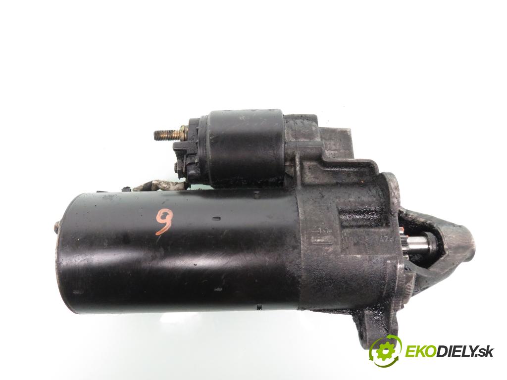 AUDI A4 (8D2, B5) SEDAN 1996 66,00 1.9 TDI - 1Z 1896,00 startér 0001110122 ; 068911024C (Startéry)