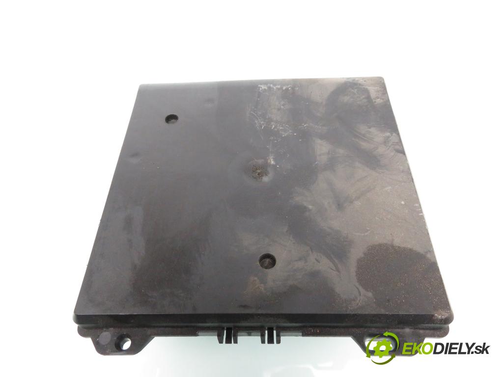 SKODA FABIA I SEDAN (6Y3) SEDAN 2004 47,00 1.2 - AZQ 1198,00 MODUL komfortu 6Q1937049D ; 5WK48212D