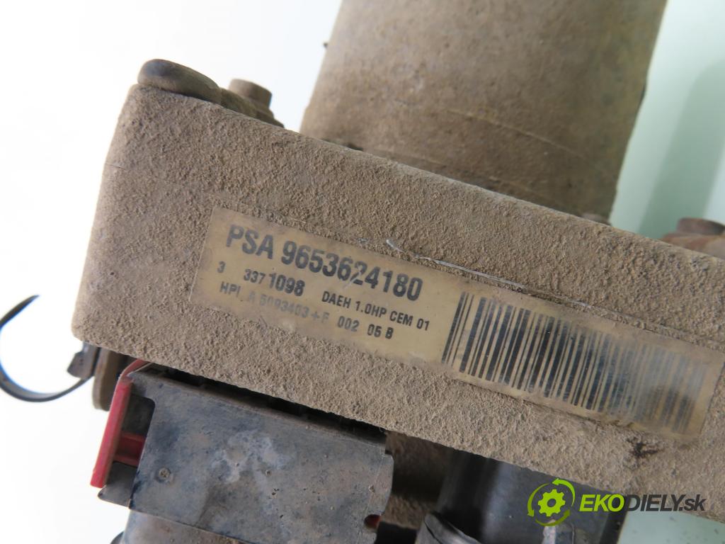 PEUGEOT 307 (3A/C) HB 2003 66,00 2.0 HDi 90 - RHY (DW10TD) 1997,00 Pumpa servočerpadlo 9653624180