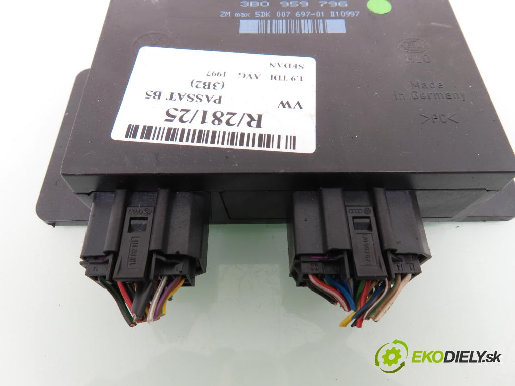 VW PASSAT B5 (3B2) SEDAN 1997 81,00 1.9 TDI - AVG 1896,00 MODUL komfortu 3B0959796