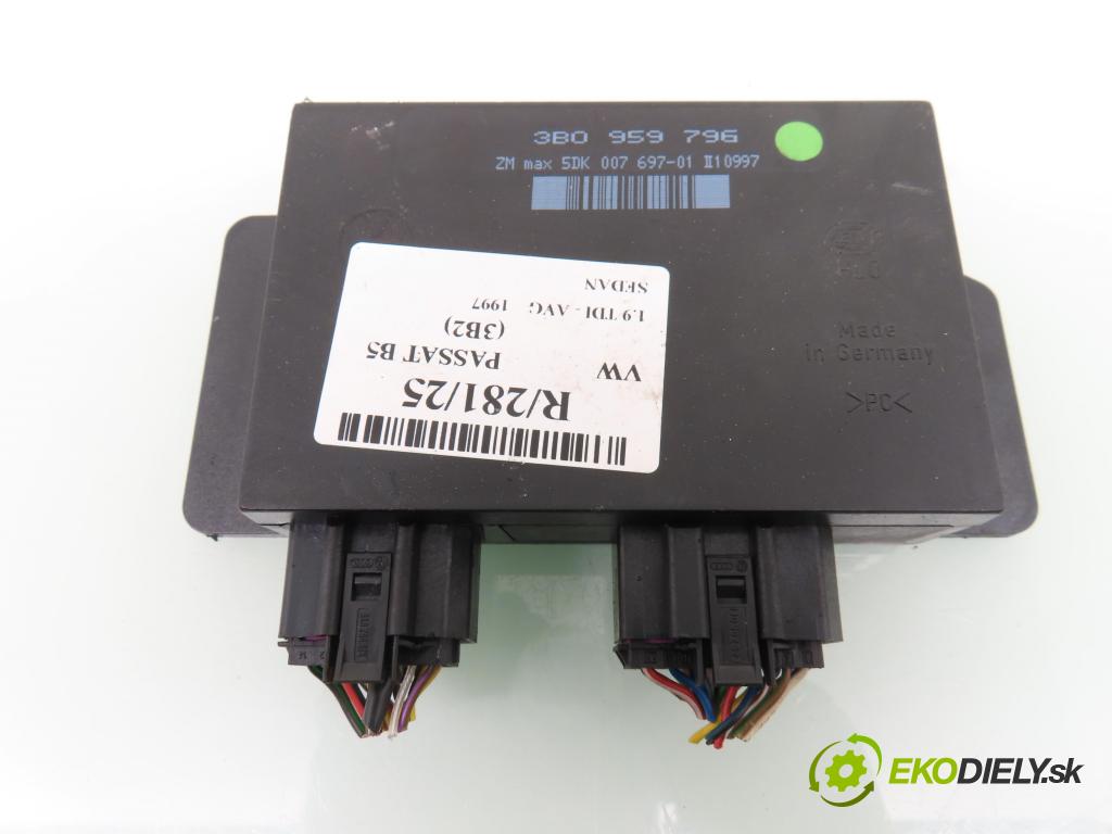 VW PASSAT B5 (3B2) SEDAN 1997 81,00 1.9 TDI - AVG 1896,00 MODUL komfortu 3B0959796