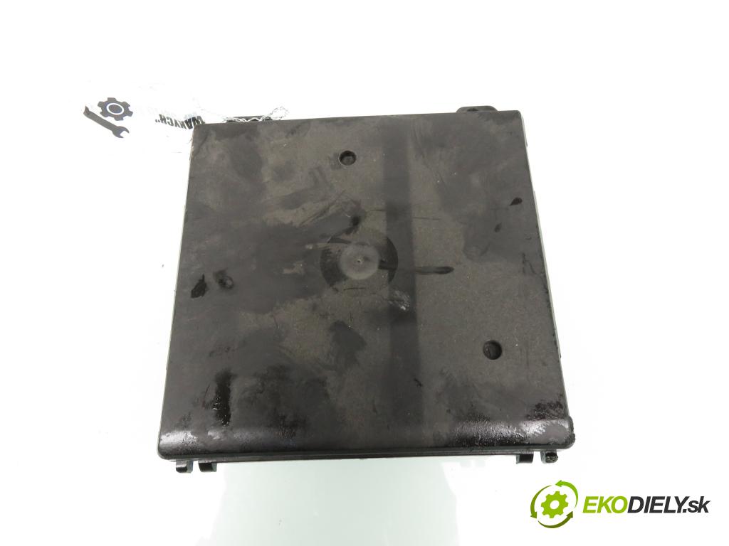 SKODA FABIA I (6Y2) HB 2000 50,00 1.4 - AME 1397,00 MODUL komfortu 6Q1937049 ; 5WK48212A
