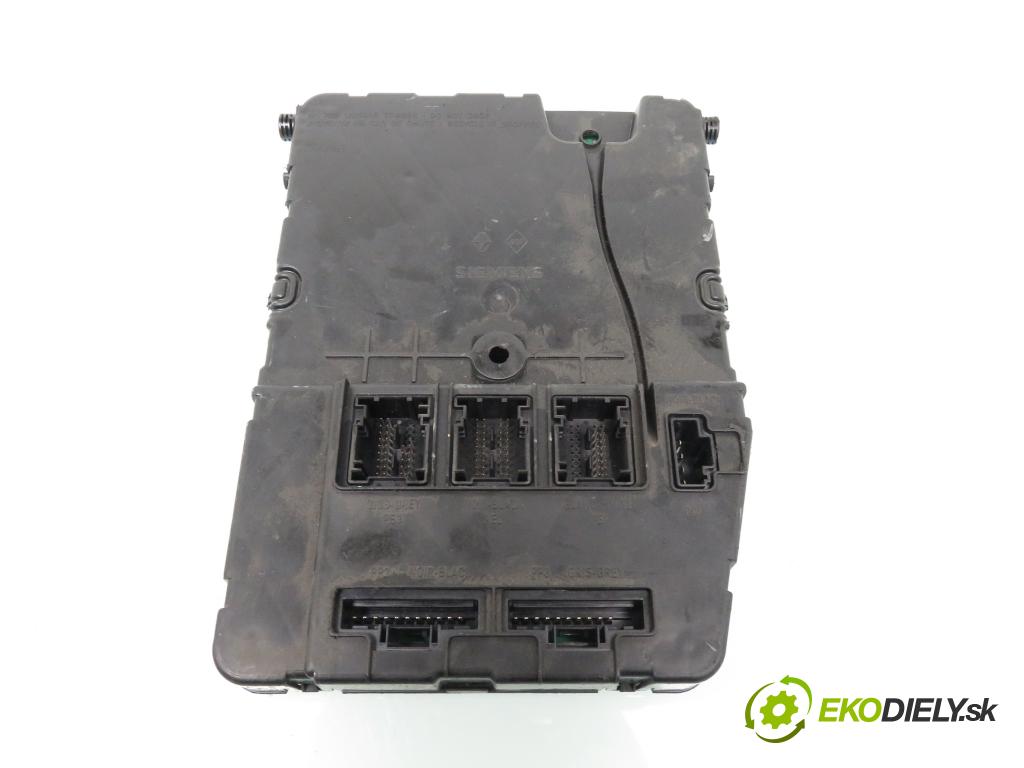 RENAULT MEGANE II (BM0/1_, CM0/1_) HB 2002 83,00 1.6 16V 113 - K4M 760 1598,00 MODUL BSI 8200292068 ; S118400300H