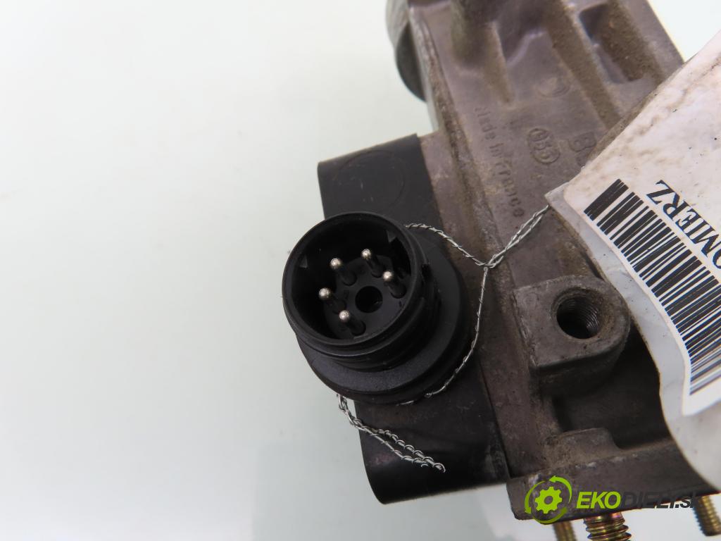 BMW 3 (E36) COMPACT 1996 75,00 316 i 102 - M43 B16 1596,00 váha vzduchu vzduchu 0280200204 ; 17346519