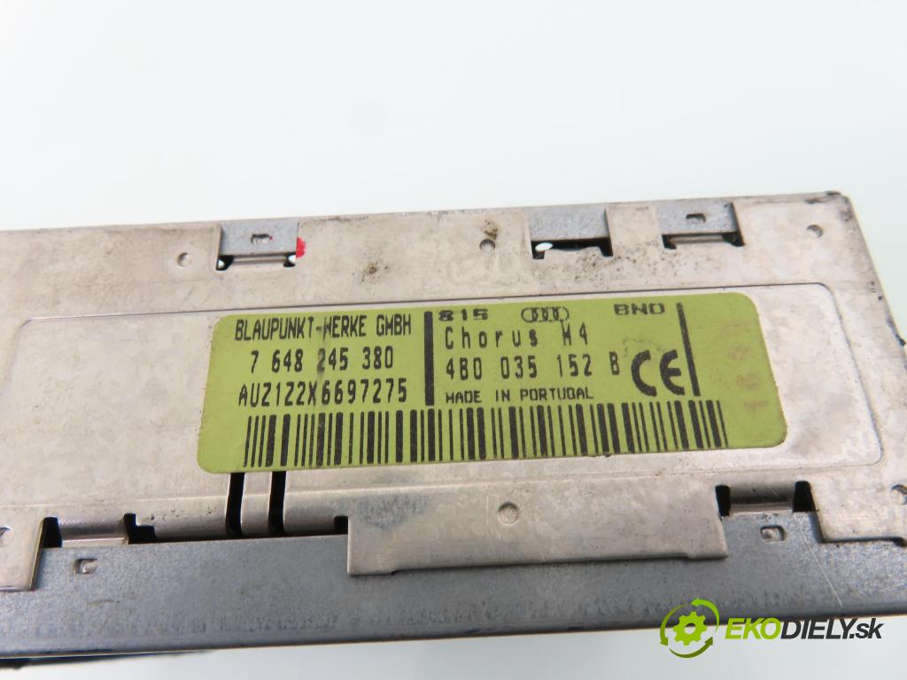 AUDI A3 (8L1) HB 1998 74,00 1.6 - AKL 1595,00 RADIO Modul 4B0035152B