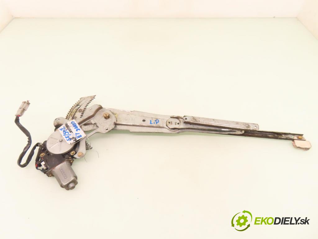 HONDA CIVIC VI Hatchback (EJ, EK) HB 2000 66,00 1.4 i S (EJ9) - D14A4 1396,00 Mechanizmus okien 3D