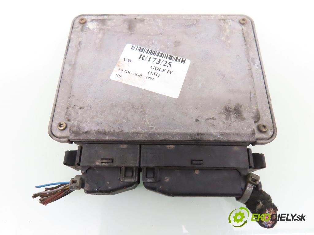 VW GOLF IV (1J1) HB 1997 66,00 1.9 TDI - AGR 1896,00 Riadiaca jednotka Motor 038906018AN ; 0281001733
