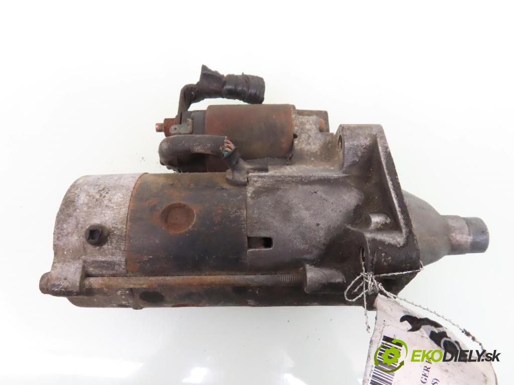 CHRYSLER VOYAGER IV (RG, RS) VAN 2003 105,00 2.5 CRD 143 - ENJ 2499,00 startér 04868860AA ; M002T88971 (Startér)