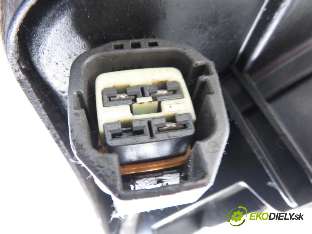 FORD TRANSIT Furgon (FA_ _) FURGON 2000 55,00 2.0 DI (FAE_, FAF_, FAG_) - D3FA 1998,00 Ventilátor chladič vody 1C158C607AE
