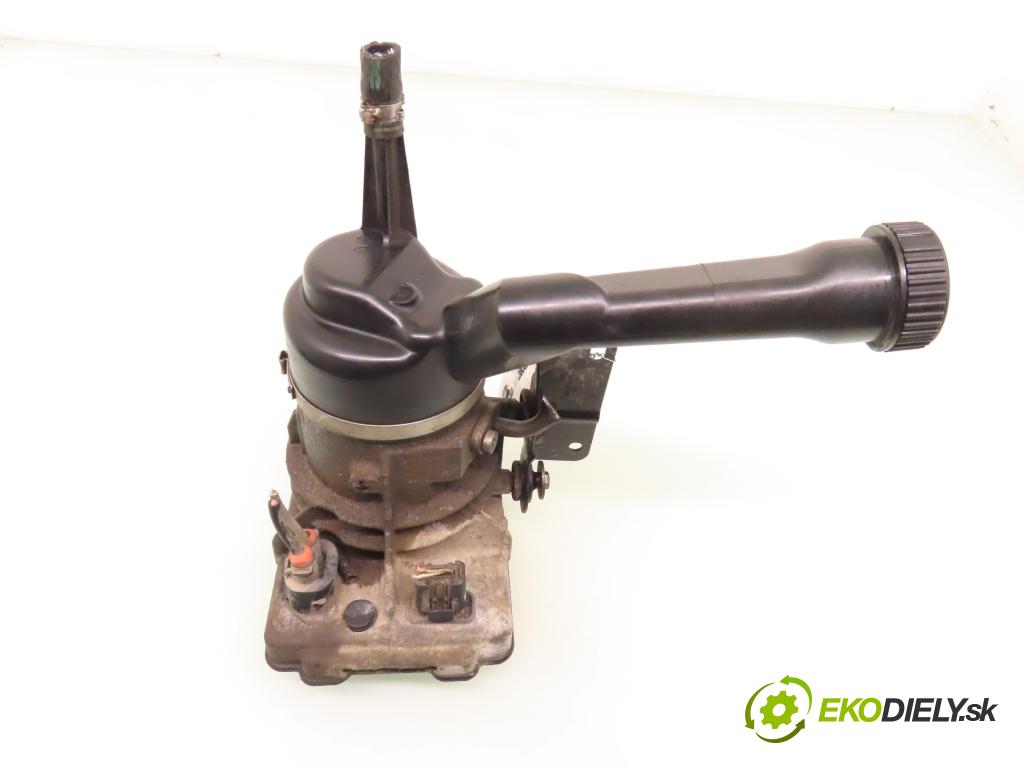 CITROEN C4 Picasso I (UD_) MINIVAN 2007 80,00 1.6 HDi 16V 109 - 9HZ 1560,00 Pumpa servočerpadlo 9684252580 ; 0970085005094