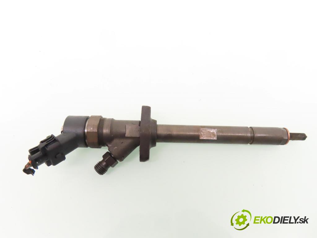 CITROEN C5 I Break (DE_) KOMBI 2003 98,00 2.2 HDi (DE4HXB, DE4HXE) - 4HX (DW12TED4/FAP) 2179,00 vstřikovač 0445110036 ; 9637277980 (Vstřikovače)
