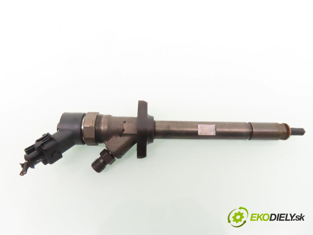 CITROEN C5 I Break (DE_) KOMBI 2003 98,00 2.2 HDi (DE4HXB, DE4HXE) - 4HX (DW12TED4/FAP) 2179,00 vstřikovač 0445110036 ; 9637277980 (Vstřikovače)