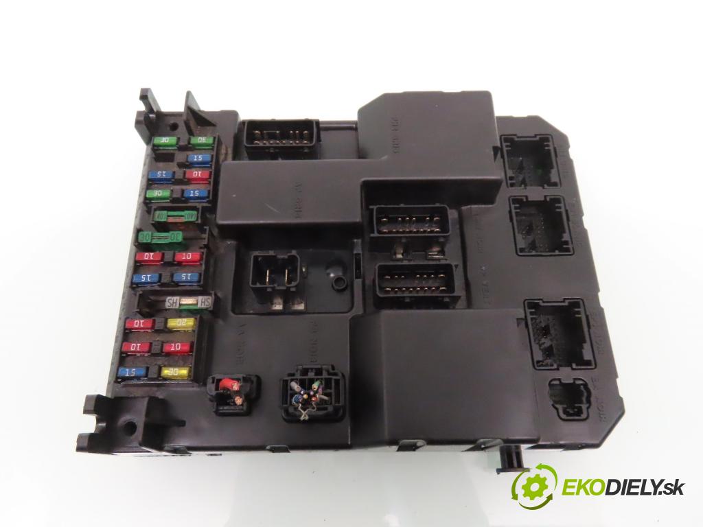 PEUGEOT 307 (3A/C) HB 2003 66,00 2.0 HDi 90 - RHY (DW10TD) 1997,00 MODUL BSI 9651196680A ; 9651197380A
