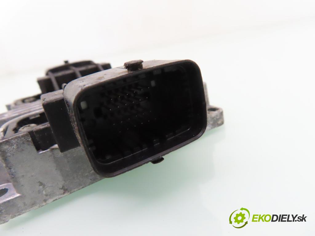 OPEL SIGNUM HB 2004 155,00 3.2 V6 - Z 32 SE 3175,00 Riadiaca jednotka prevodovky 55353021