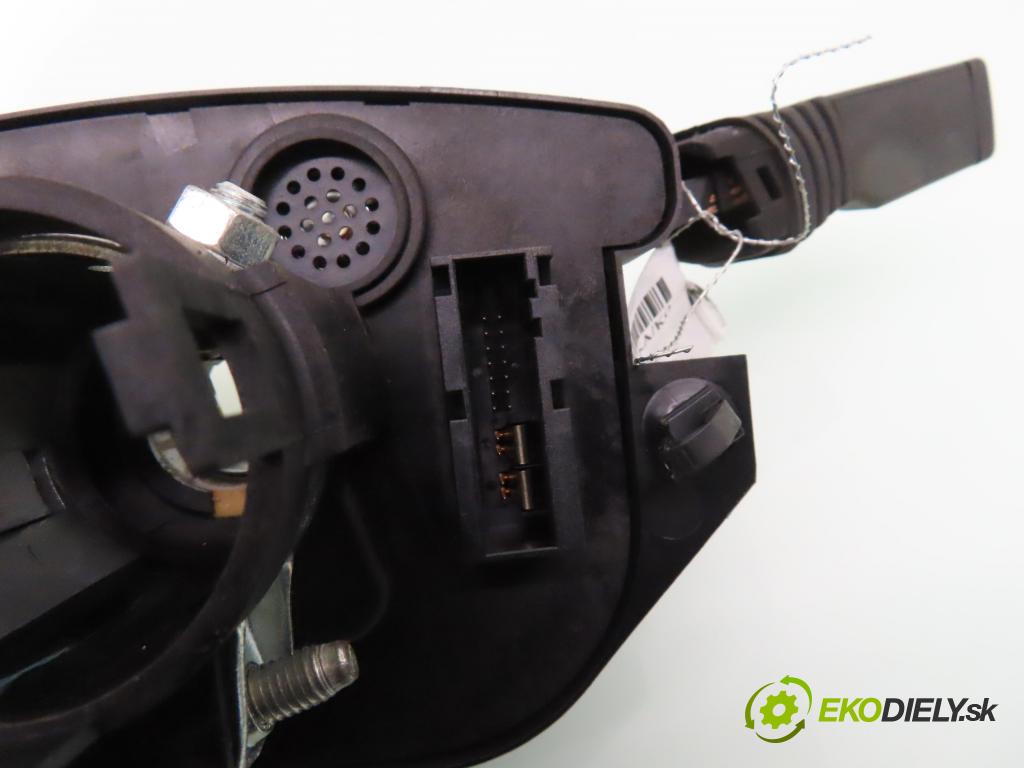 OPEL VECTRA C (Z02) LIFTBACK 2006 110,00 1.9 CDTI - Z 19 DTH 1910,00 páčka/prepínač 13204146UY