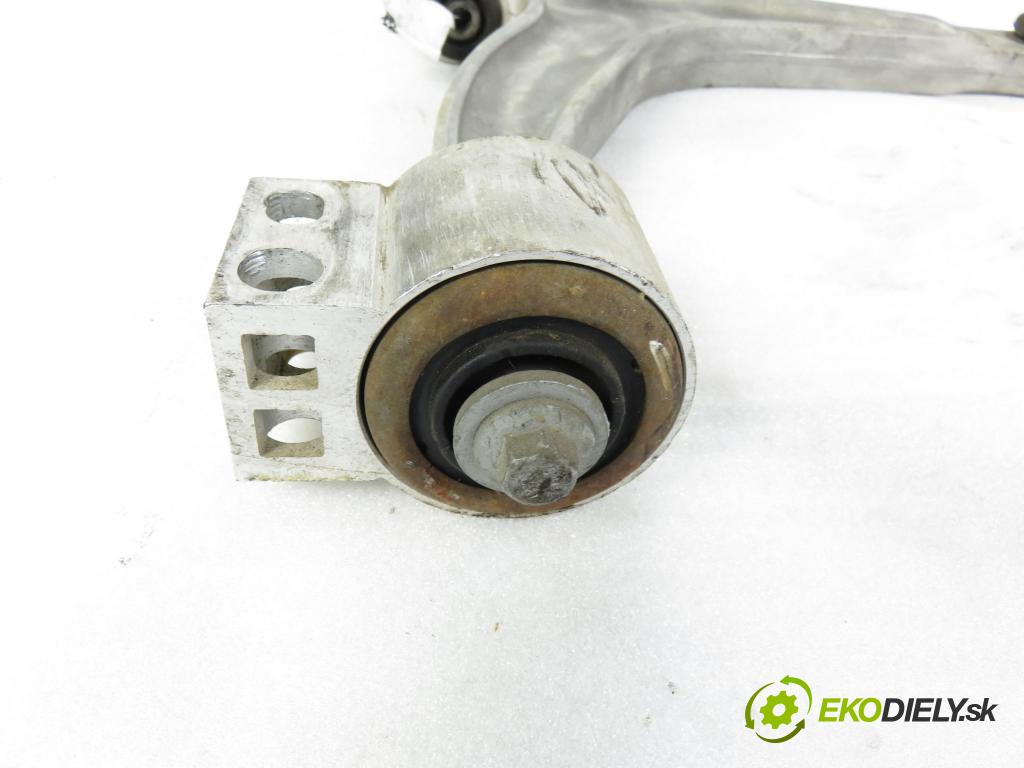 OPEL SIGNUM HB 2004 155,00 3.2 V6 - Z 32 SE 3175,00 Rameno PP