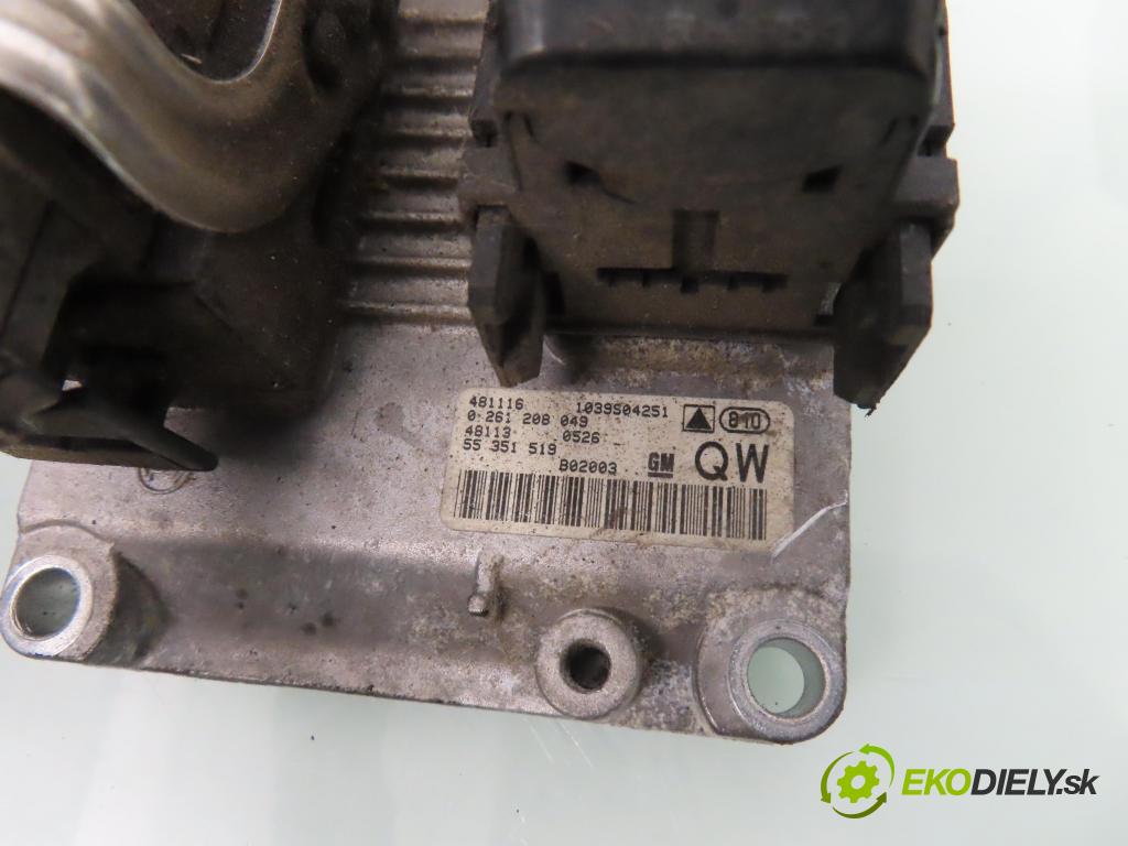 OPEL SIGNUM HB 2004 155,00 3.2 V6 - Z 32 SE 3175,00 spinačka / imobilizéra IMMO / Riadiaca jednotka 0261208049 ; 55351519 ; 13162134DL