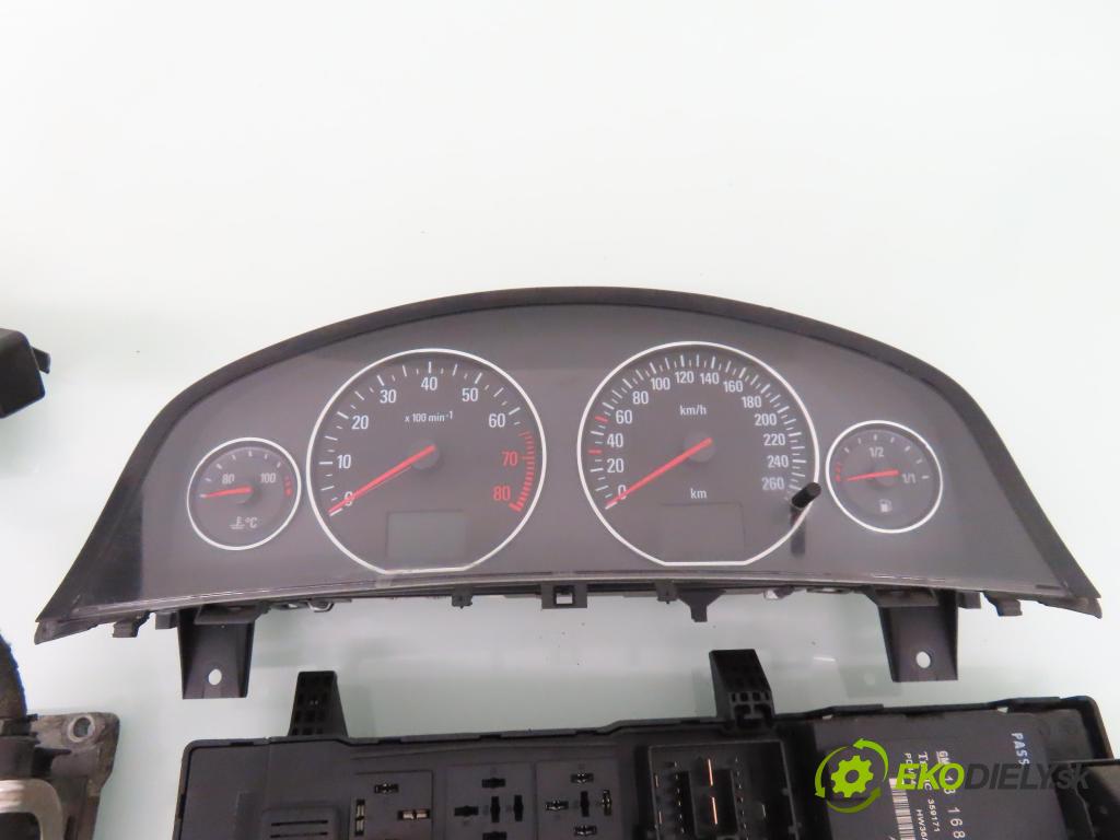 OPEL SIGNUM HB 2004 155,00 3.2 V6 - Z 32 SE 3175,00 spinačka / imobilizéra IMMO / Riadiaca jednotka 0261208049 ; 55351519 ; 13162134DL