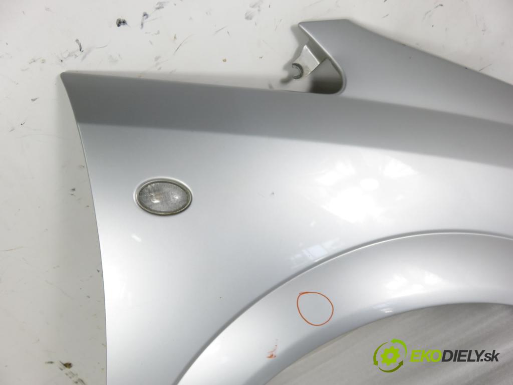 OPEL MERIVA A nadwozie wielkoprzestrzenne (MPV) (X03) MINIVAN 2005 74,00 1.6 16V - Z 16 XE 1598,00 blatník PP