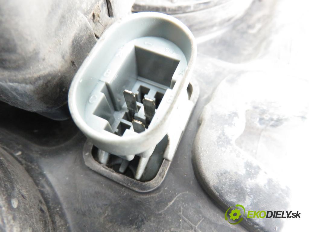 RENAULT SCENIC I (JA0/1_) MINIVAN 2003 59,00 1.9 dTi 80 - F9Q 744 1870,00 světlo LP 7700432098 ; 7701047604