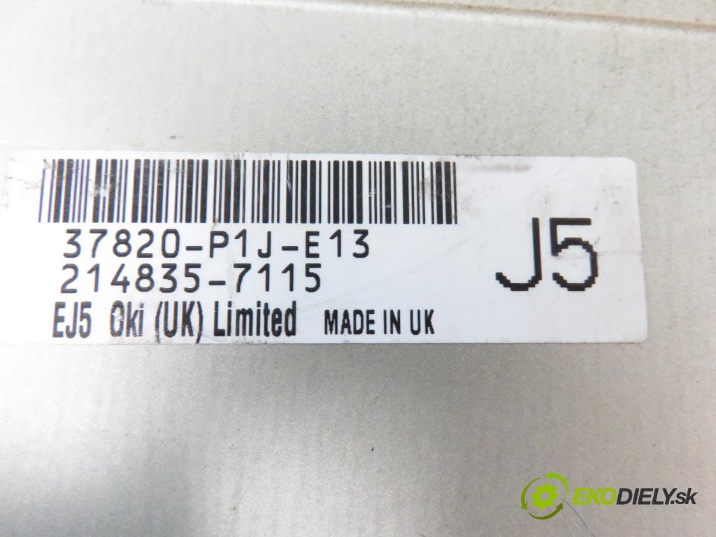 HONDA CIVIC VI Hatchback (EJ, EK) HB 1997 66,00 1.4 i S (EJ9) - D14A4 1396,00 Riadiaca jednotka Motor 37820P1JE13 ; 2148357115