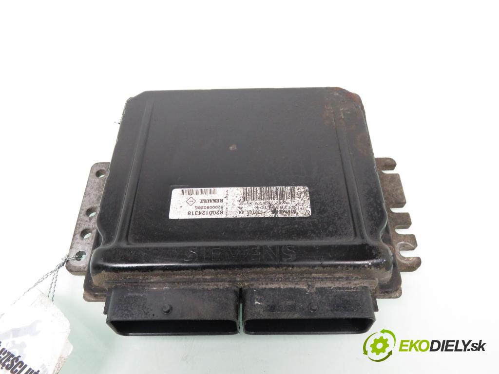 RENAULT SCENIC I (JA0/1_) MINIVAN 2001 79,00 1.6 - K4M 700 1598,00 Riadiaca jednotka Motor 8200124318 ; S118301104 ; 8200080285