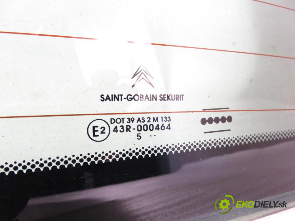 CITROEN C2 (JM_) HB 2004 52,00 1.4 HDi - 8HX (DV4TD) 1398,00 okno ZADNÍ: kapota