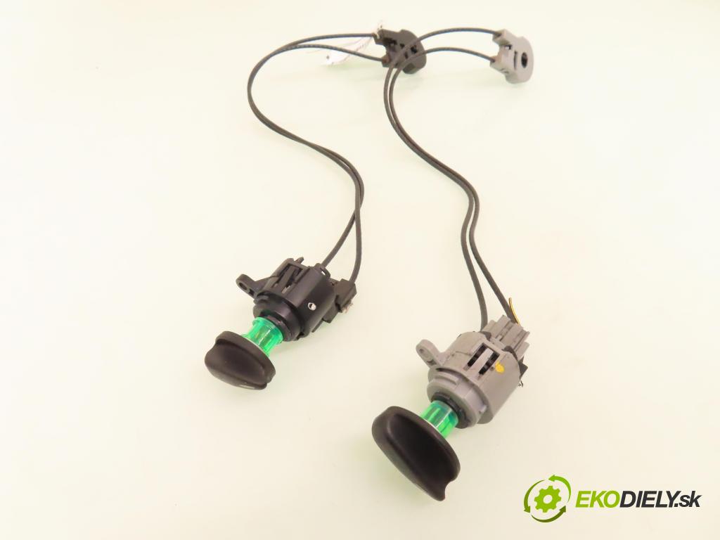 FORD FOCUS (DAW, DBW) HB 1999 74,00 1.6 16V 100 - FYDC 1596,00 Lanko panel kúrenia 98AB11503AE ; 98AB11504AE