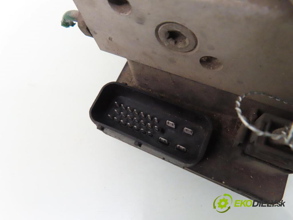 VW POLO (6N2) HB 2000 44,00 1.4 MPI 60 - AUD 1390,00 Pumpa ABS 3A0907379 ; 10020400484 (Pumpa ABS)