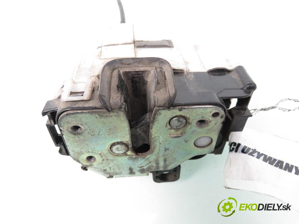 FIAT PANDA (169_) HB 2004 40,00 1.1 54 - 187 A1.000 1108,00 zámok 46803512