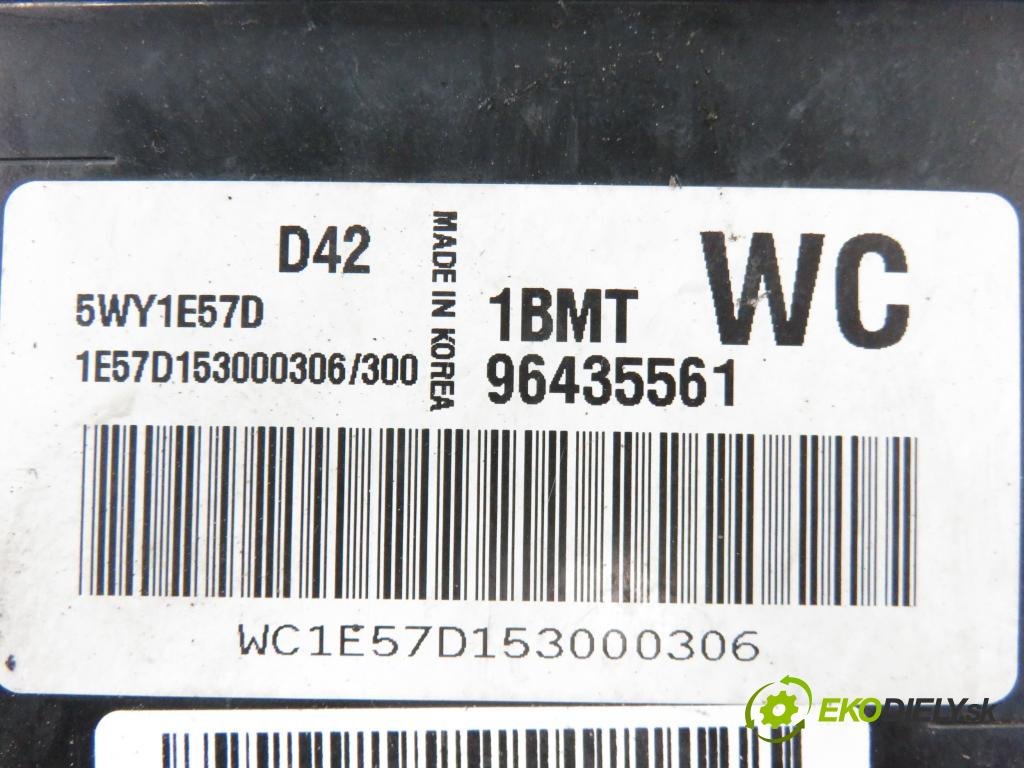 CHEVROLET AVEO / KALOS liftback (T200) HB 2005 53,00 1.2 - F12S3 1150,00 Riadiaca jednotka Motor 96435561 ; 5WY1E57D