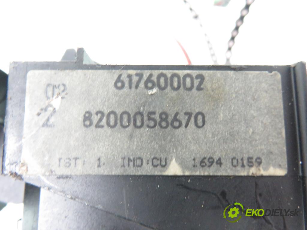 RENAULT CLIO II (BB_, CB_) HB 1999 55,00 1.4 (B/CB0C) - E7J 634 1390,00 páčka/prepínač 8200058670 ; 61760002